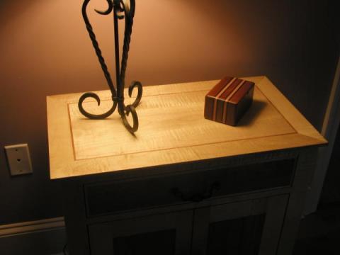 Tiger Maple With Cherry Cabinet top